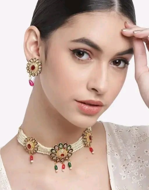 Artificial Imitation Gold Jadau Jewellery Rajputana Rajasthani Style Antique Traditional Stylish Ethnic & Party Wear Gold Plated Pearl Beaded Choker Necklace set with Earrings (MI BDD CHKR 975 RD GRN )